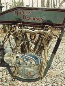[right side of engine of 1916 Harley Davidson]